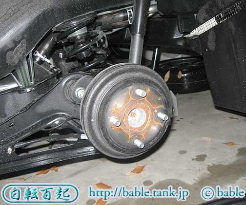 やっつけ塗りした金具
